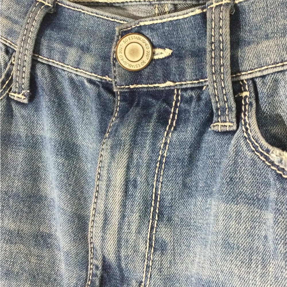 High Rise Mom Jeans - Picture 2 of 5